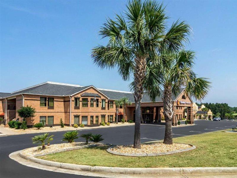 Comfort Inn & Suites Perry National Fairgrounds Area Esterno foto