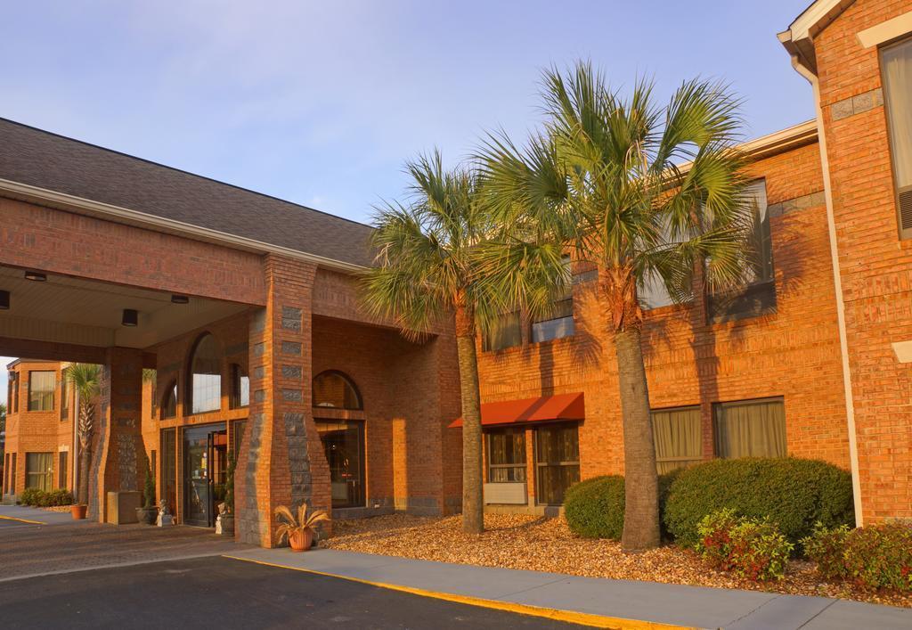 Comfort Inn & Suites Perry National Fairgrounds Area Esterno foto