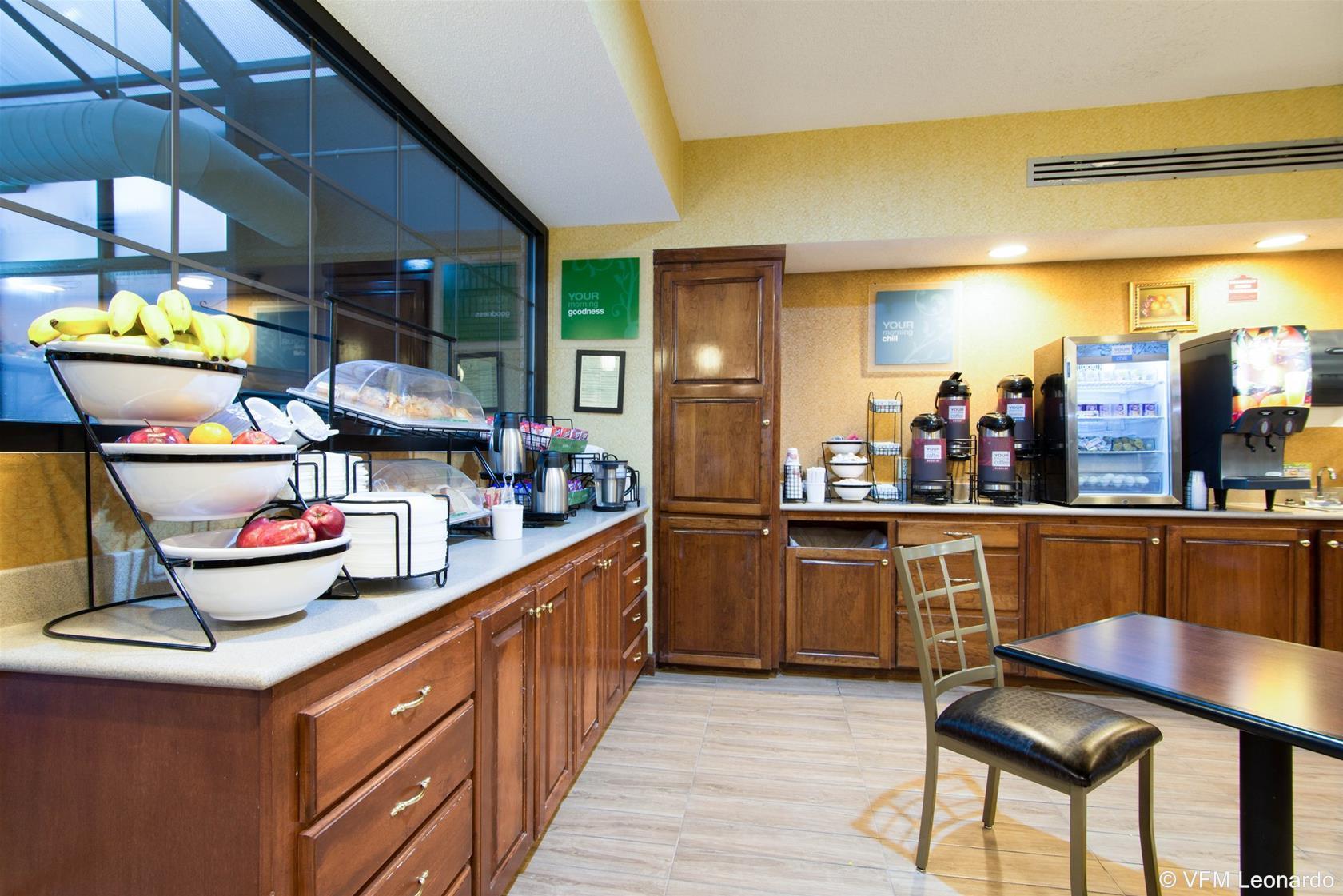 Comfort Inn & Suites Perry National Fairgrounds Area Esterno foto