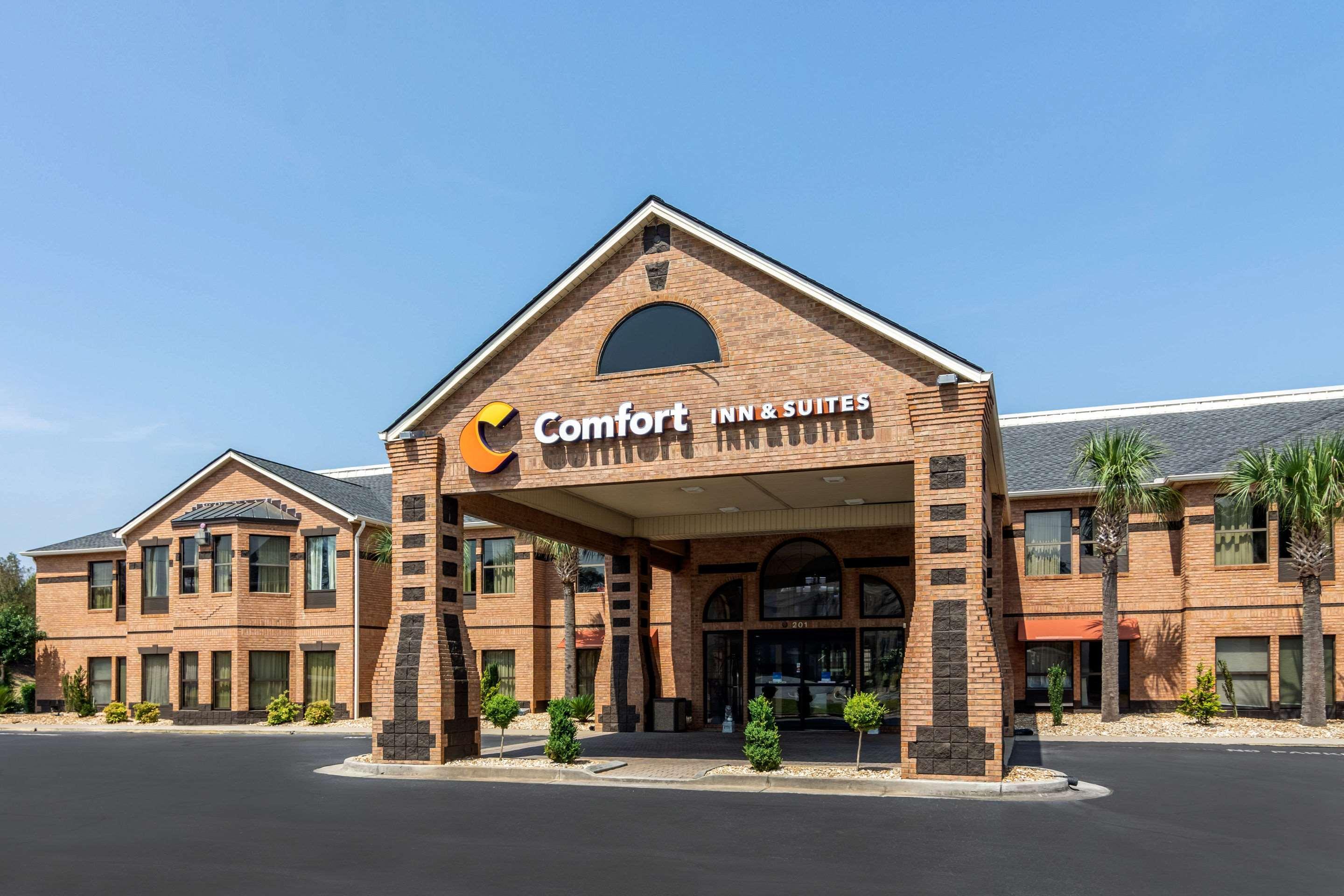 Comfort Inn & Suites Perry National Fairgrounds Area Esterno foto
